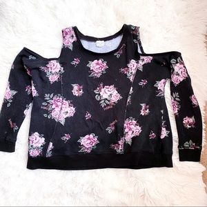 ULTRA FLIRT Black Floral Off Shoulder Tee Plus